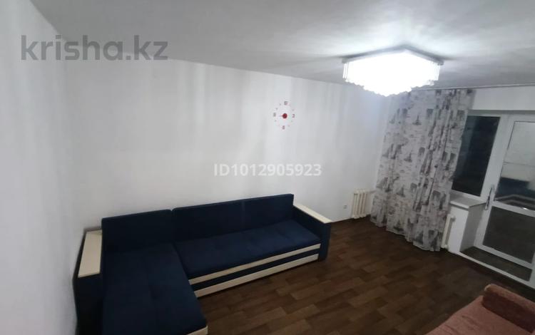 1-бөлмелі пәтер · 37 м² · 1/5 қабат, 9-й микрорайон, Воинов интернационалистов 1/1 — Магазин Универсам, бағасы: 150 000 ₸ в Костанае — фото 2