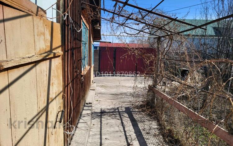 Жеке үй · 3 бөлме · 100 м² · 4 жүзд., Сатпаева — Возле стоматологии еркемай, бағасы: 9 млн ₸ в Шу — фото 2