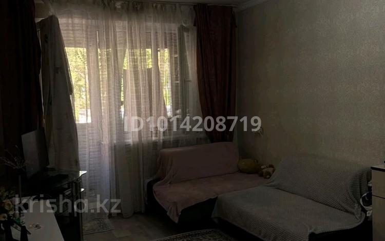 1-комнатная квартира · 31 м² · 2 этаж, мкр Самал 49 — возле торгового дома Софьят за 10.3 млн ₸ в Таразе — фото 2