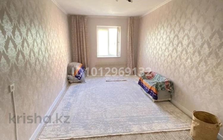 3-бөлмелі пәтер · 70 м² · 4/5 қабат, 15-й мкр 41г, бағасы: 19.5 млн ₸ в Актау — фото 2