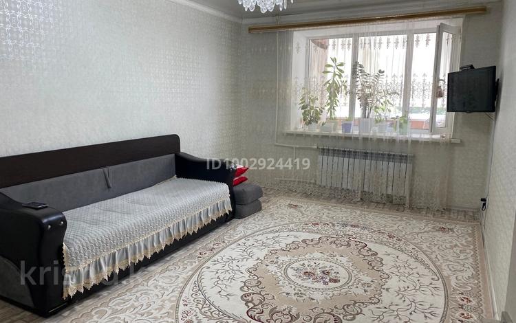 2-бөлмелі пәтер · 51 м² · 1/6 қабат, Сазда-2 , Карагул батыр 21 — Марата Оспанова, бағасы: 16 млн ₸ в Актобе — фото 2