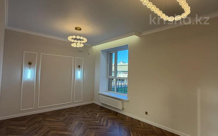3-комнатная квартира · 79.1 м² · 4/9 этаж, Мухамеджан Тынышбайулы 10 за 55 млн ₸ в Астане, Сарайшык р-н — фото 2