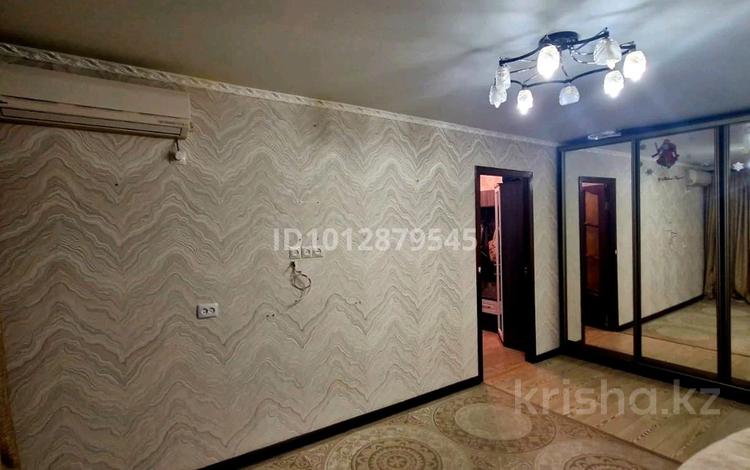 2-бөлмелі пәтер · 45 м² · 4/5 қабат, Айтеке-би 55, бағасы: 13 млн ₸ в Хромтау — фото 3