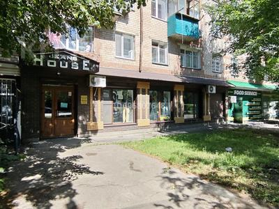 Дүкендер мен бутиктер · 140 м², бағасы: ~ 60 млн ₸ в Уральске