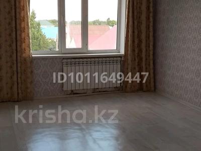 3-комнатная квартира · 58.4 м² · 3/5 этаж, дом 2 за 13 млн 〒 в Актобе, жилой массив Жанаконыс