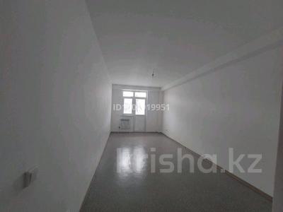 3-бөлмелі пәтер · 80 м² · 4/9 қабат, Зачаганск пгт ш/а., Бірлік 33, бағасы: 23.5 млн ₸ в Уральске, мкр. Зачаганск пгт