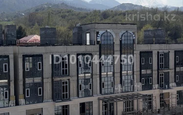 2-бөлмелі пәтер · 74.1 м², Горный гигант 192, бағасы: 75.5 млн ₸ в Алматы, Бостандыкский р-н — фото 6
