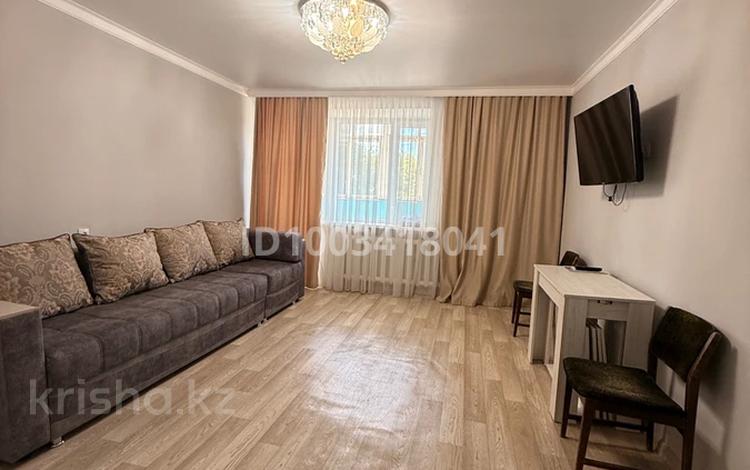 3-комнатная квартира · 61.5 м² · 2/9 этаж, мкр Юго-Восток, Гапеева 7 за 26 млн 〒 в Караганде, Казыбек би р-н — фото 3