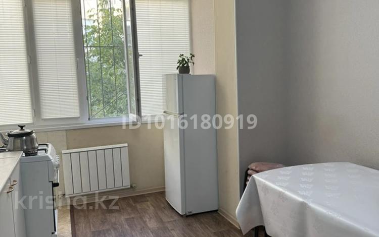 1-комнатная квартира · 48 м², 32В мкр 10 за 120 000 ₸ в Актау — фото 2