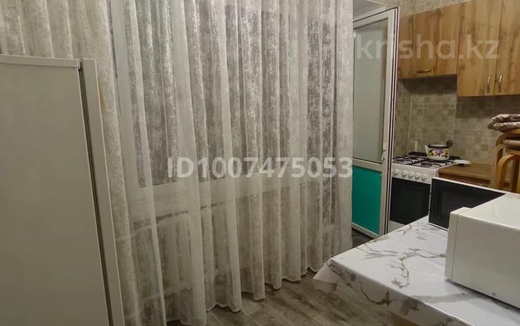 1-комнатная квартира · 45 м², Абая 141 за 270 000 ₸ в Алматы, Алмалинский р-н — фото 2