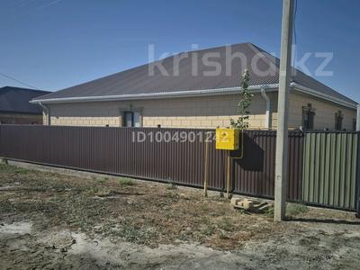 Отдельный дом · 4 комнаты · 170 м² · 8 сот., мкр Балауса, 32 13 — 4 за 25 млн ₸ в Атырау