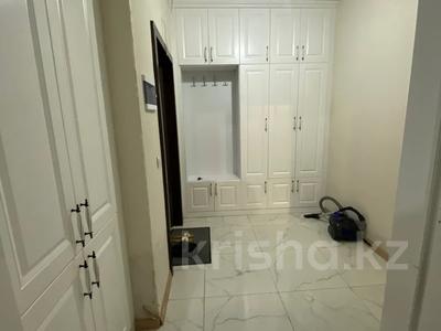 3-бөлмелі пәтер · 85 м² · 3/10 қабат, мкр Акжайык, Тулеметова — Тулеметова Утегенова, бағасы: 250 000 ₸ в Шымкенте, Абайский р-н