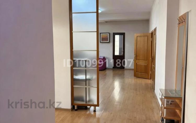 3-бөлмелі пәтер · 133.5 м² · 3/5 қабат, мкр Жетысу-4 6а, бағасы: 77 млн ₸ в Алматы, Ауэзовский р-н — фото 4