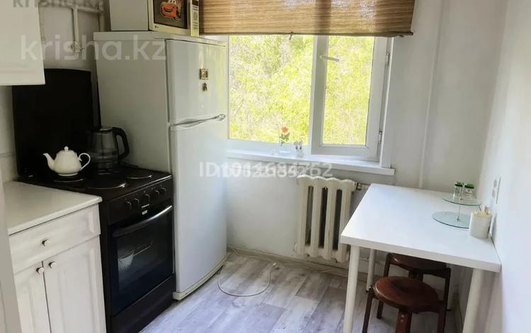1-бөлмелі пәтер · 29.9 м² · 4/5 қабат, ул. Камали Дюсембекова 57, бағасы: 12.8 млн ₸ в Караганде, Казыбек би р-н — фото 2