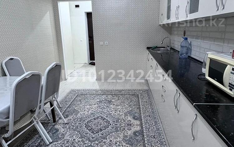 1-комнатная квартира · 40 м² · 3/6 этаж, 32В мкр 12 за 12 млн ₸ в Актау — фото 2