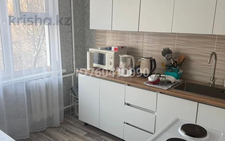 3-бөлмелі пәтер · 74 м² · 4/5 қабат, Сатпаева 9/1 — За наличные. ЧИТАЙ ОПИСАНИЕ!!!!, бағасы: 22 млн ₸ в Усть-Каменогорске — фото 15