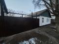 Отдельный дом · 3 комнаты · 58 м² · 6.5 сот., Ескараева 11А — ул Жандосова, ул Рыскулова за 18 млн ₸ в 