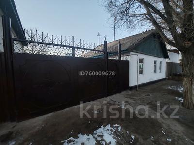 Отдельный дом · 3 комнаты · 58 м² · 6.5 сот., Ескараева 11А — ул Жандосова, ул Рыскулова за 18 млн ₸ в 