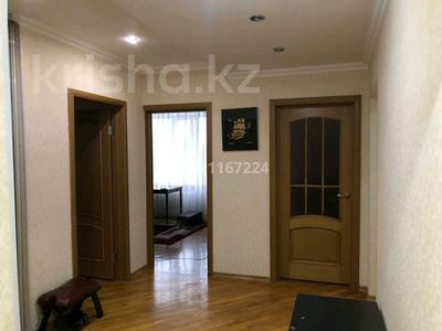 4-комнатная квартира · 105 м² · 5/5 этаж, Аманова — Чайжунусова за 40 млн 〒 в Семее
