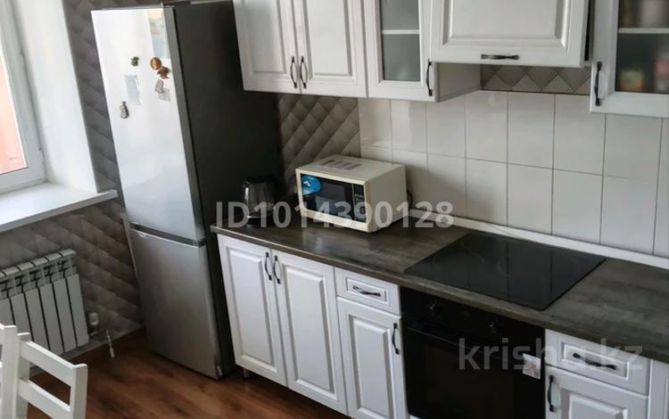 1-бөлмелі пәтер · 41 м² · 2/9 қабат, Абылайхана 52А — Абылайхана с Момышулы, бағасы: 25 млн ₸ в Астане, Алматы р-н — фото 2