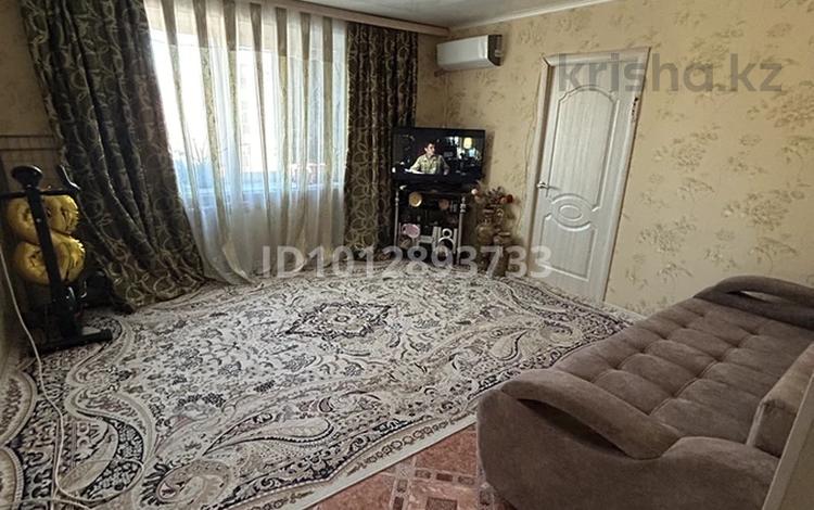 3-комнатная квартира · 55 м² · 8/9 этаж, мкр 5, проспект абая 10 за 20 млн ₸ в Актобе — фото 2