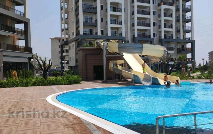 3-бөлмелі пәтер · 100 м² · 35 қабат, Авсалар 77, бағасы: 500 000 ₸ в Аланье — фото 2