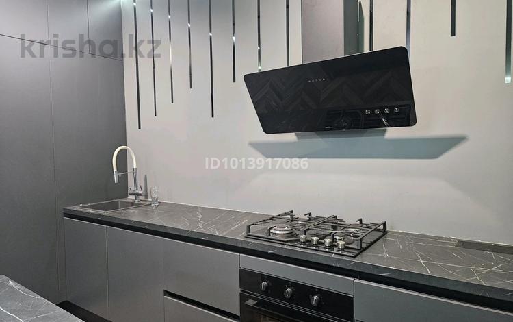 2-бөлмелі пәтер · 72 м² · 8/10 қабат, Қонаев ш/а., Сан Сити 82/4, бағасы: 30 млн ₸ в Уральске, мкр Кунаева — фото 2