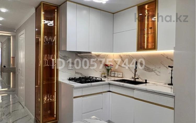 2-бөлмелі пәтер · 60 м² · 3/5 қабат, 8-шағынаудан 67, бағасы: 350 000 ₸ в Шымкенте, Туран р-н — фото 2
