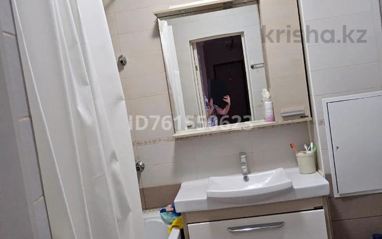 3-бөлмелі пәтер · 80.8 м² · 7/9 қабат, мкр Нурсая, Таумуш Жумагалиев 15, бағасы: 35.5 млн ₸ в Атырау — фото 2