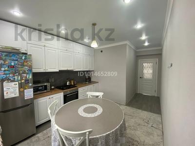 3-комнатная квартира · 93 м² · 10/10 этаж, Жунисова 8 — төле би жүнісова за 55 млн ₸ в Алматы, Наурызбайский р-н