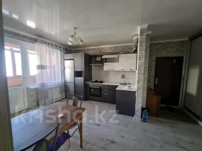 2-комнатная квартира · 79 м² · 9/10 этаж, мкр. Аксай 32 за 35.5 млн 〒 в Алматы, Ауэзовский р-н