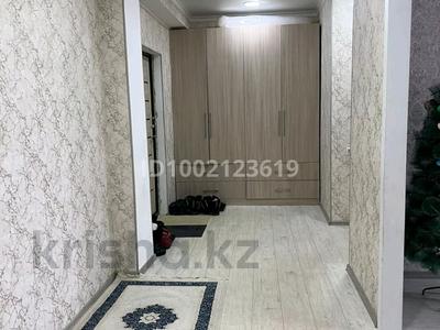 Продажа квартир в Актюбинской обл.: 2-комнатная квартира · 72 м² · 1/5 этаж, мкр. Алтын орда 17а корпус1 — Мангилик ел за 19 млн 〒 2-комнатная квартира · 72 м² · 1/5 этаж, мкр. Алтын орда 17а корпус1 — Мангилик ел за 19 млн 〒 в Актобе