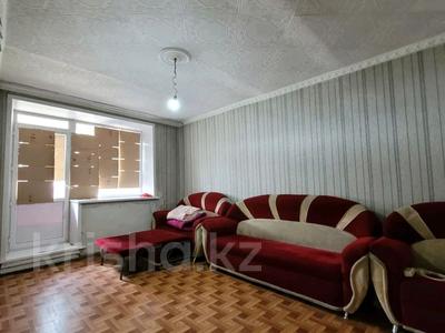 3-комнатная квартира · 66 м² · 2/2 этаж, Речникова за 7.5 млн 〒 в Семее