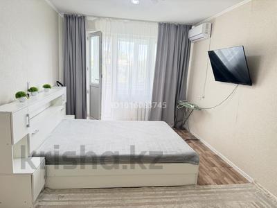 1-комнатная квартира · 34 м² · 5/5 этаж, Кердери 174 — Университет Казиту за 11 000 ₸ в Уральске, мкр Школьник
