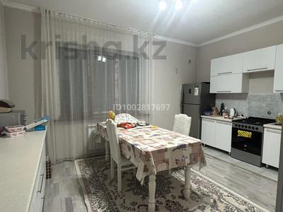 Отдельный дом · 5 комнат · 300 м² · 8 сот., Шагын 8 за 350 000 ₸ в Улане