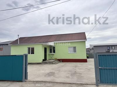Жеке үй · 3 бөлме · 100 м² · 8 жүзд., мкр СМП 136, 1 11, бағасы: 28 млн ₸ в Атырау