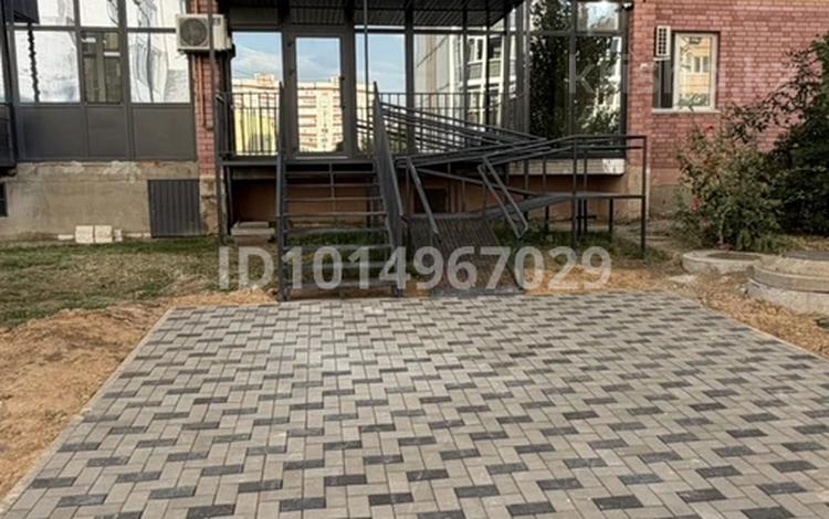 Свободное назначение · 44 м² за 300 000 ₸ в Уральске, мкр. Зачаганск пгт — фото 2