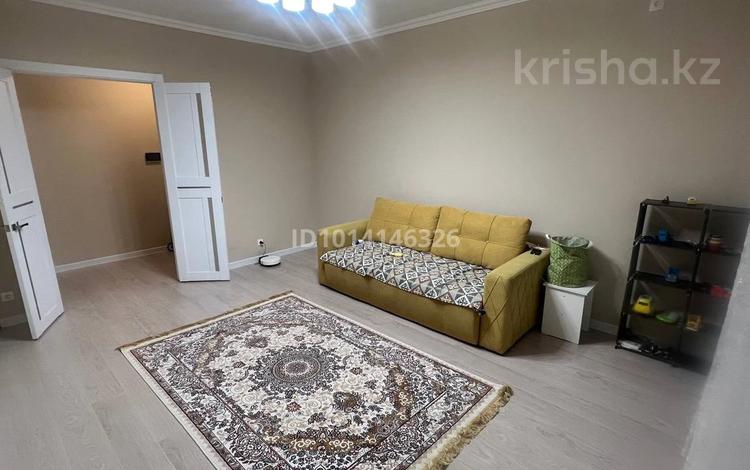 2-комнатная квартира · 65 м² · 8/14 этаж, Туркестан 28/2 — По Бухар Жырау, 1-очередь за 400 000 ₸ в Астане, Есильский р-н — фото 2