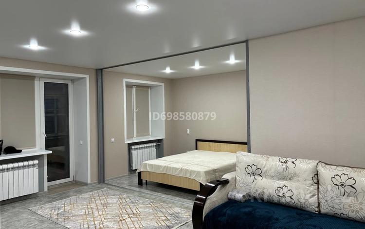 1-комнатная квартира · 41 м² · 4/4 этаж, мкр Кадыра Мырза-Али, Жукова 13 — Сокол за 3 000 〒 в Уральске — фото 8