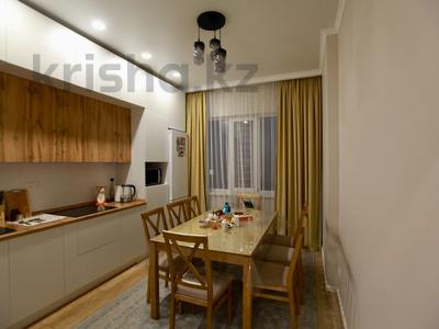 2-бөлмелі пәтер · 74 м² · 5/13 қабат, Макатаева 131 — Муратбаева, бағасы: 63 млн ₸ в Алматы, Алмалинский р-н
