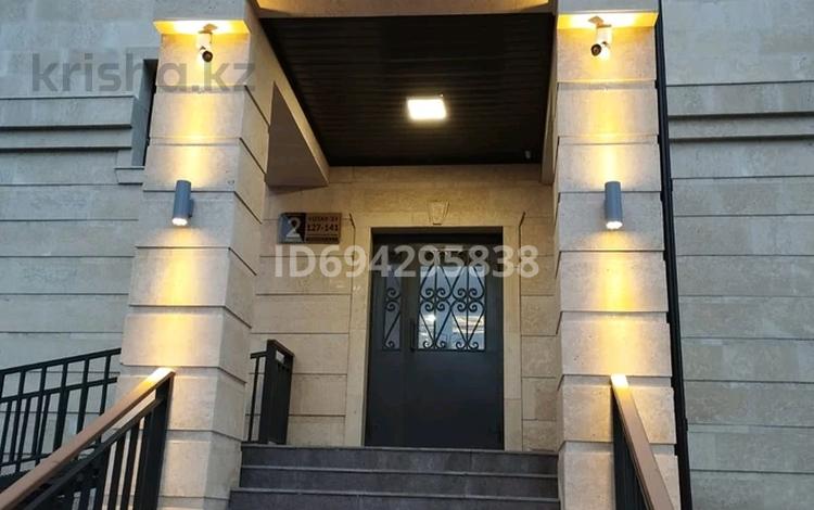 2-бөлмелі пәтер · 60 м² · 2/5 қабат, Муканова 51а 6, бағасы: 35 млн ₸ в Караганде, Казыбек би р-н — фото 2