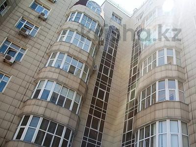 5-бөлмелі пәтер · 310.2 м² · 3/6 қабат, Хаджи Мукана 39, бағасы: 281.8 млн ₸ в Алматы, Медеуский р-н