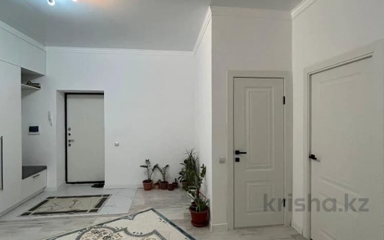 2-бөлмелі пәтер · 80 м² · 1/5 қабат, мкр. Алтын орда, бағасы: 30 млн ₸ в Актобе — фото 4