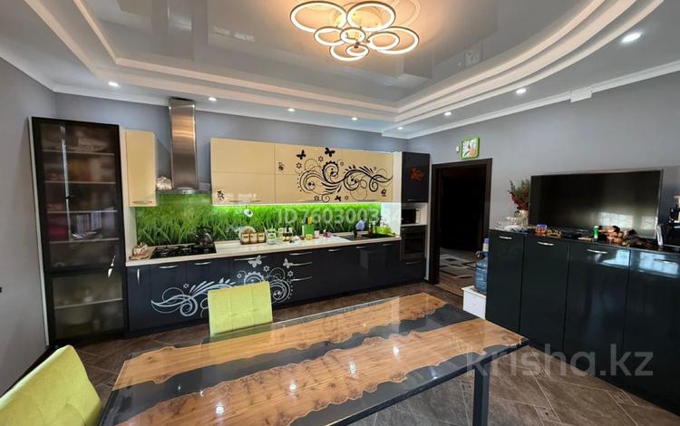 Отдельный дом · 5 комнат · 300 м² · 8.4 сот., Арифова 62/2 — По ул. речной за 90 млн 〒 в Бельбулаке (Мичурино) — фото 5