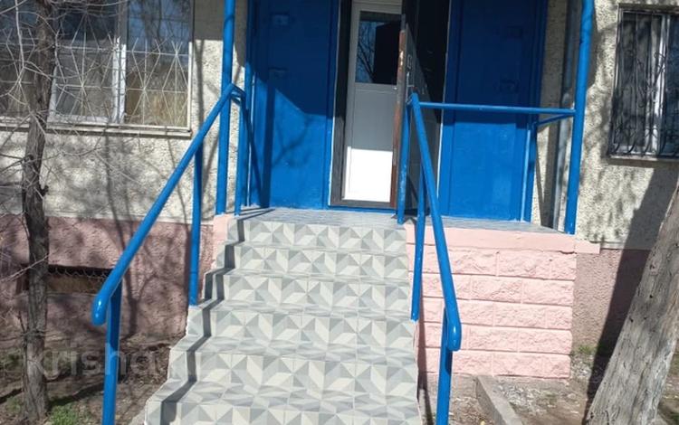 Еркін, кеңселер, дүкендер мен бутиктер, қоймалар, сұлулық салондары, медорталықтар мен дәріханалар, білім орталықтары, кабинеттер және жұмыс орындары, студиялар · 62 м², бағасы: 180 000 〒 в Конаеве — фото 2