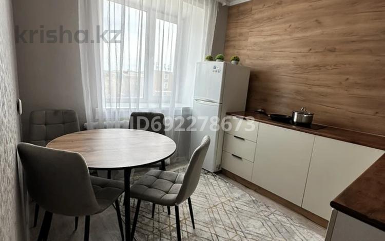 1-комнатная квартира · 38 м² · 5/5 этаж, Кенесары 17 за 20 000 ₸ в Бурабае — фото 29