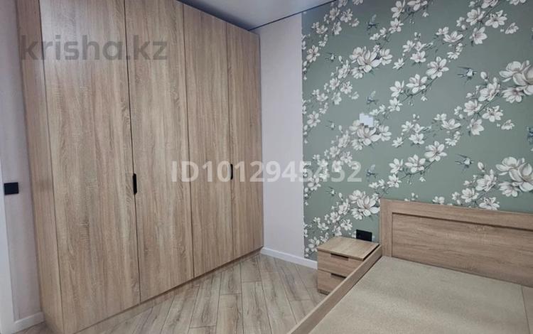 2-бөлмелі пәтер · 48 м², Раймбека, бағасы: 300 000 ₸ в Алматы, Алмалинский р-н — фото 2