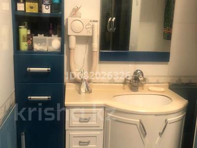 2-комнатная квартира · 63 м² · 4/5 этаж, мкр Сары Арка 32 — Мечеть , ТРЦ «Байзар» за 22 млн 〒 в Атырау