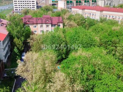 3-бөлмелі пәтер · 77 м² · 9/9 қабат, Утепова 41, бағасы: 32 млн ₸ в Усть-Каменогорске