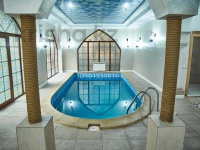 Дом · 4 комнаты · 700 м², Аль-Фараби 140а/4 за 200 000 ₸ в Алматы